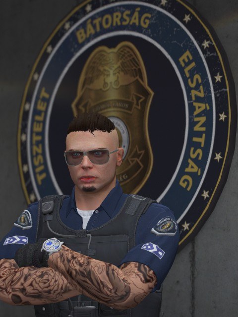 Adrien Cross